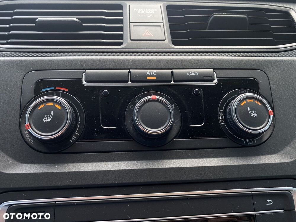 Volkswagen Caddy Furgon - 16