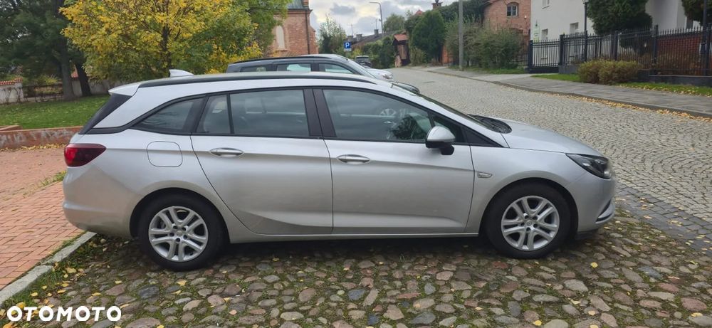 Opel Astra 1.6 CDTI Start/Stop Sports Tourer Active - 2