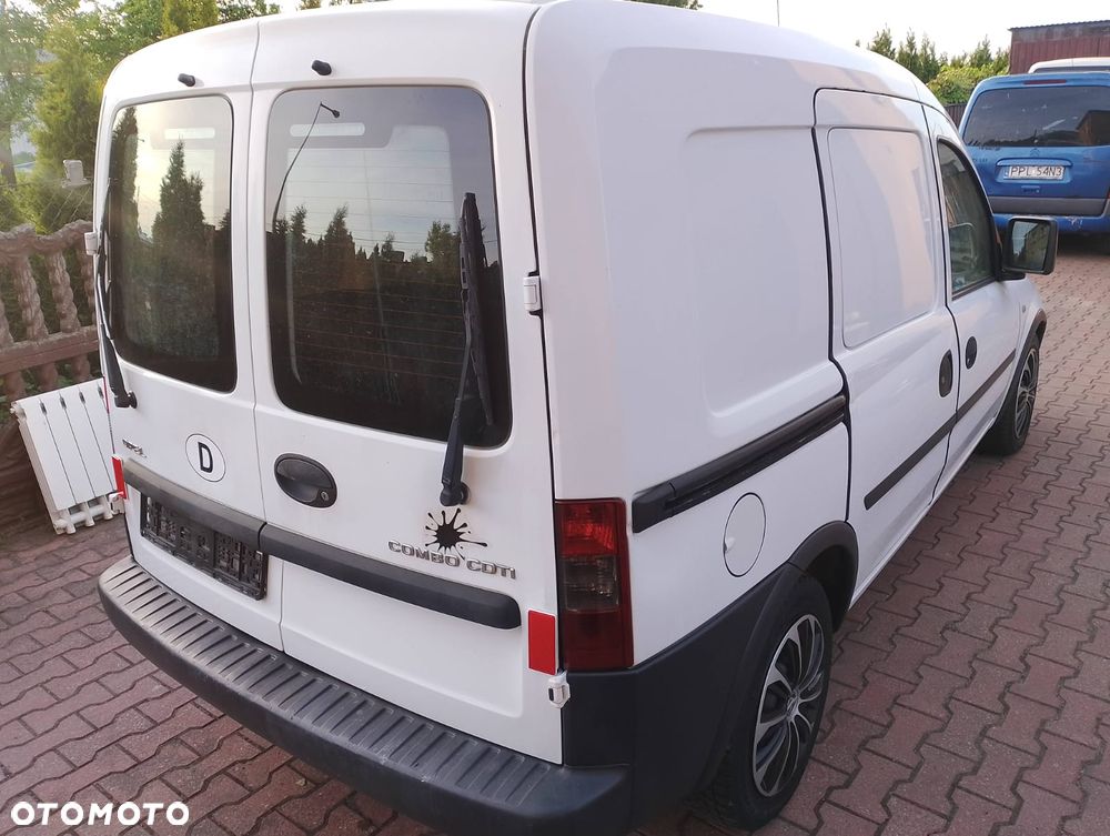 Opel Combo - 9