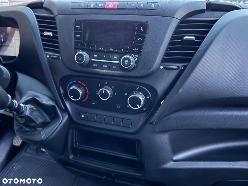 Iveco DAILY 35 C 15 Wywrotka Kiper Motor 3.0 Litry KLIMA - 17