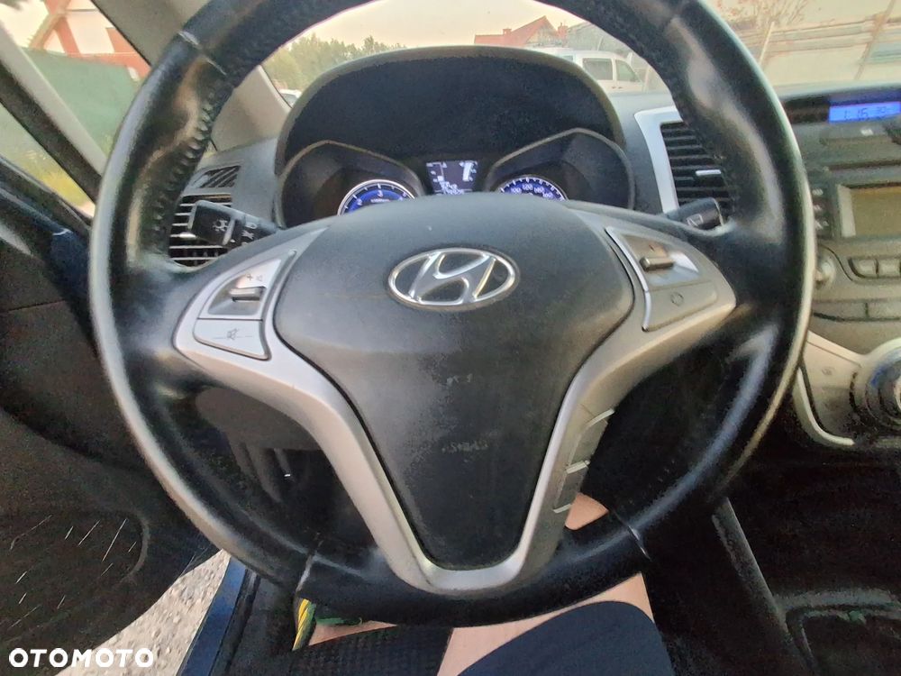 Hyundai ix20 - 23