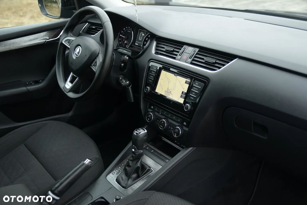 Skoda Octavia 2.0 TDI 4x4 DSG Scout - 19