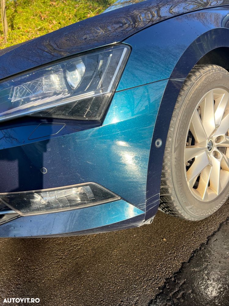 Skoda Superb Combi 1.8 TSI DSG Style - 10