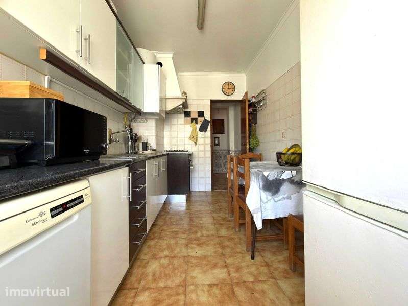 Apartamento T2+1 com Varandas - Grande imagem: 2/12