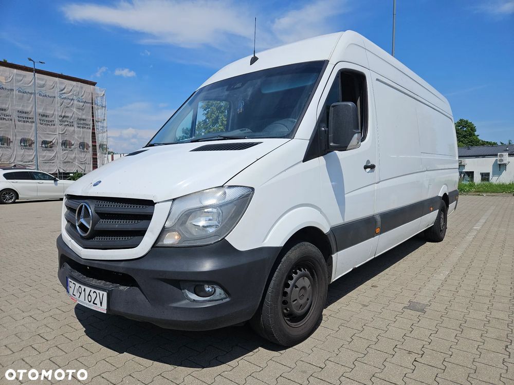 Mercedes-Benz Sprinter - 1