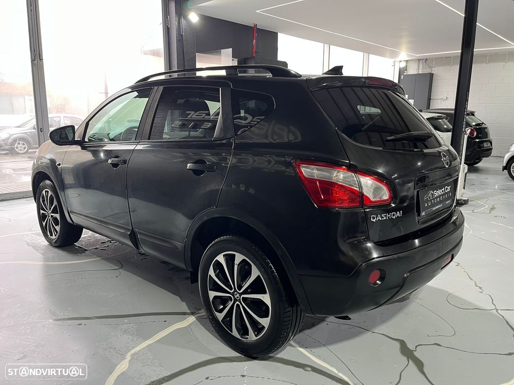Nissan Qashqai 1.6 dCi TEKNA+ - 6