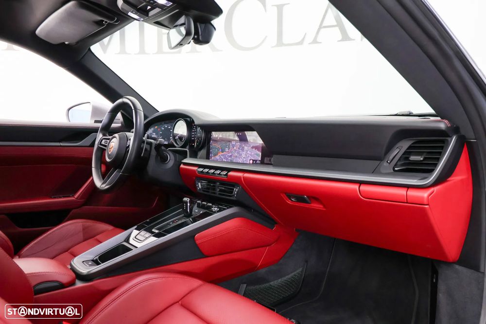 Porsche 911 (992) Carrera PDK - 25