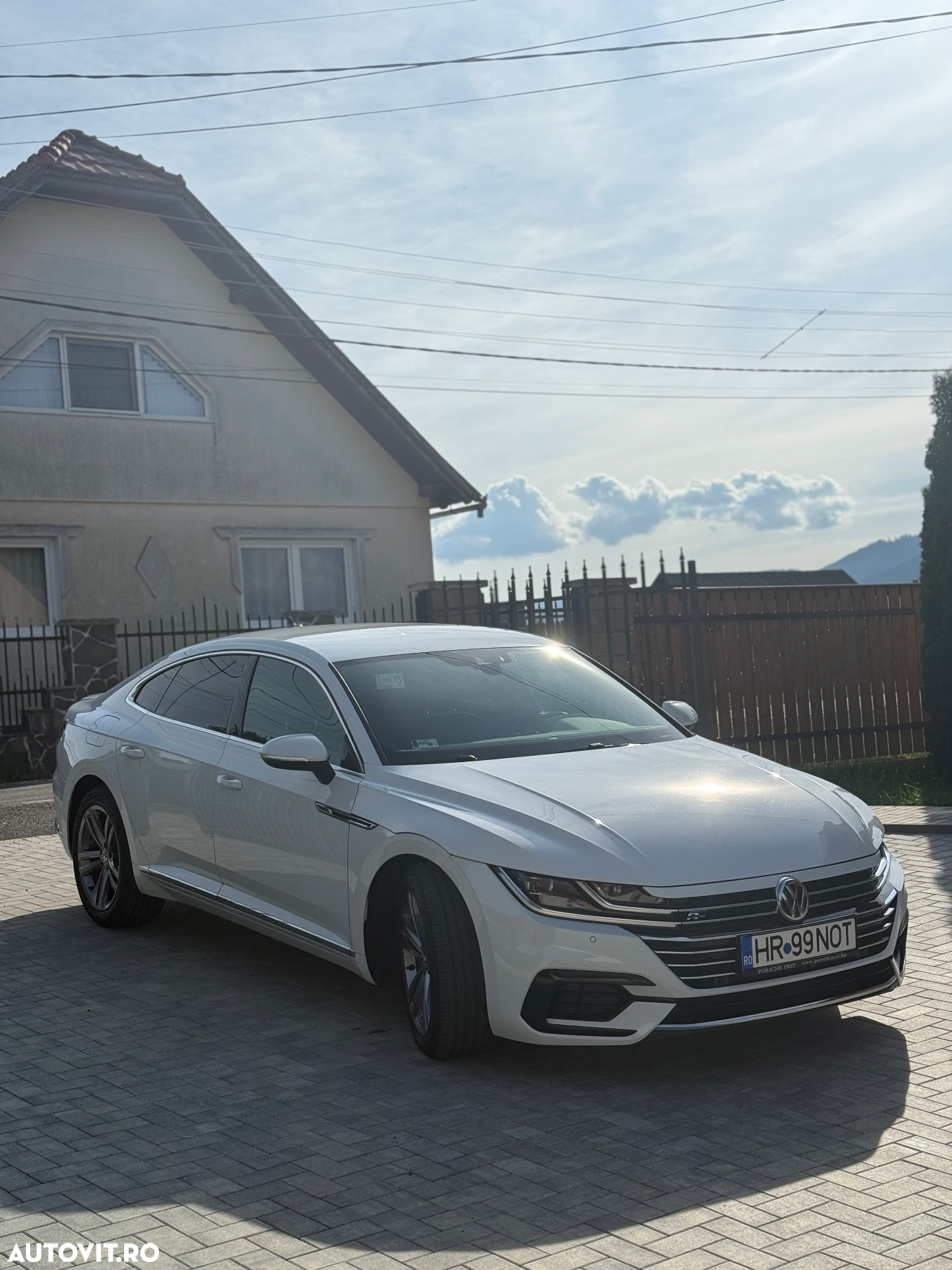 Volkswagen ARTEON 2.0 TSI DSG R-Line - 3