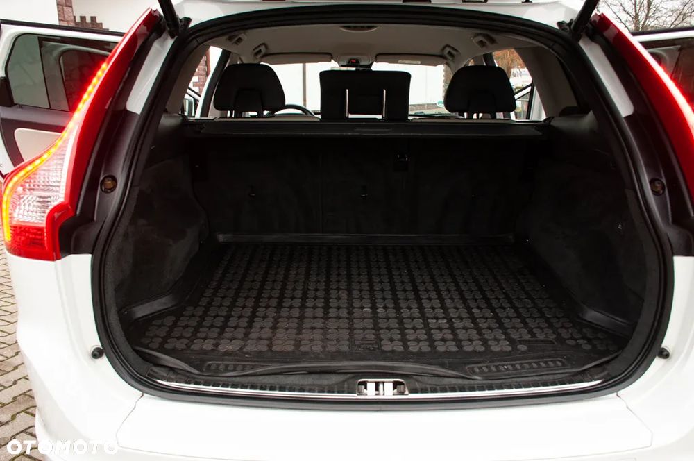 Volvo XC 60 D4 Drive-E Summum - 11