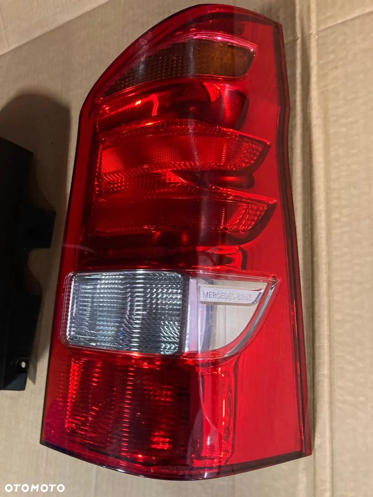 MERCEDES VITO W447 LAMPY TYŁ TYLNA LEWA TYLNA PRAWA EUROPA - 2