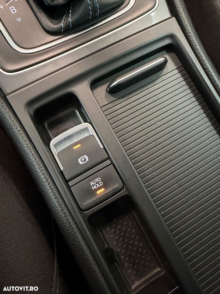 Volkswagen Golf - 7
