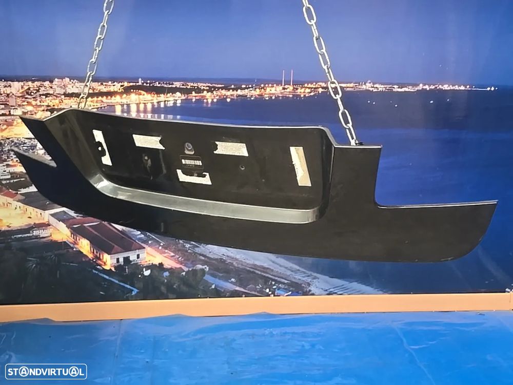 Friso Inferior ORIGINAL da Bagageira Mala BMW Série 7 F01 F02 2008+