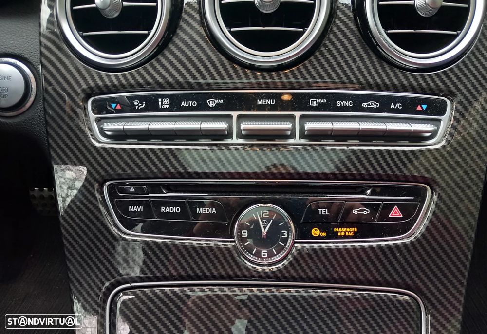 Mercedes-Benz C 300 h AMG Line - 18