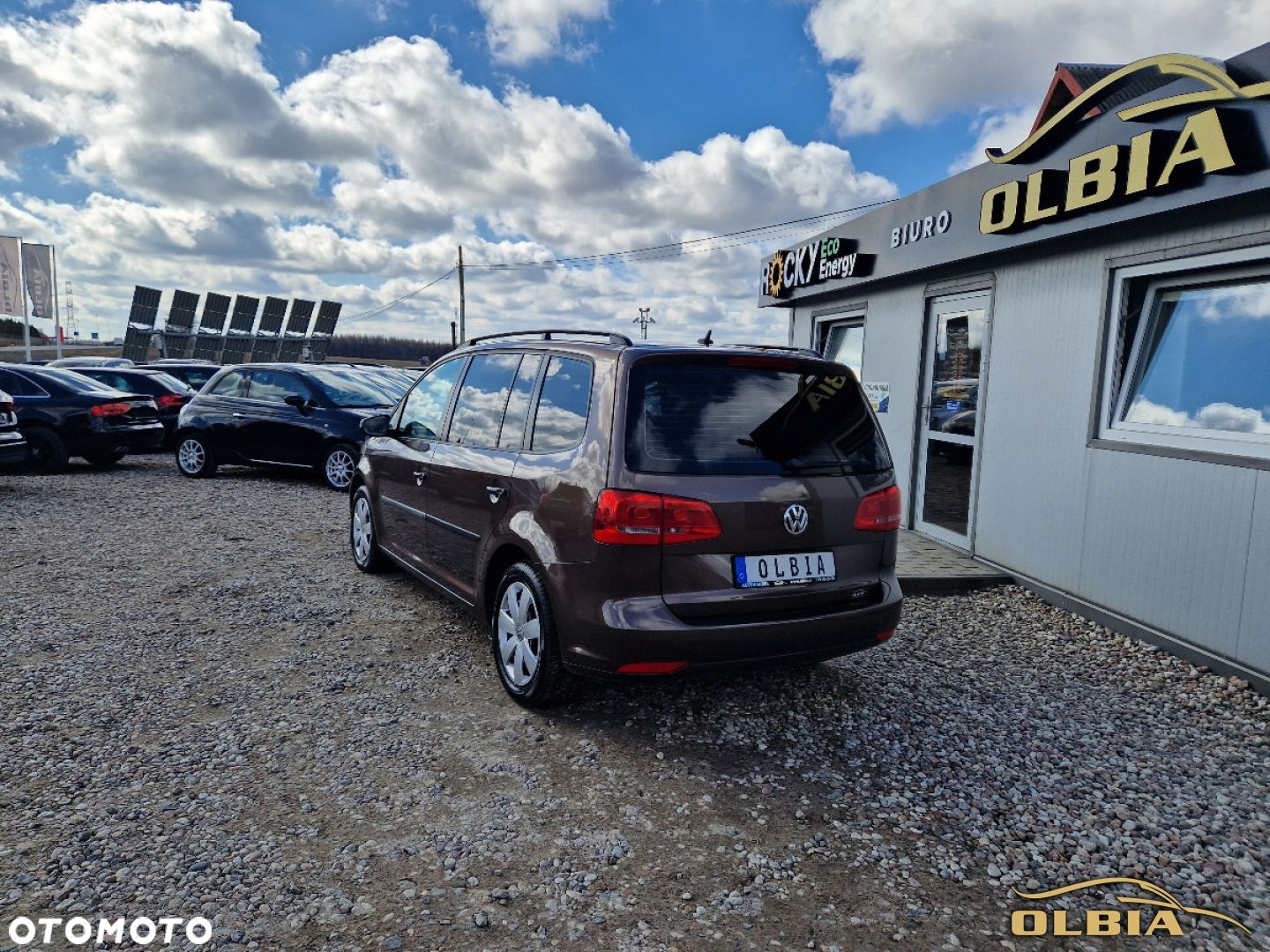 Volkswagen Touran - 28