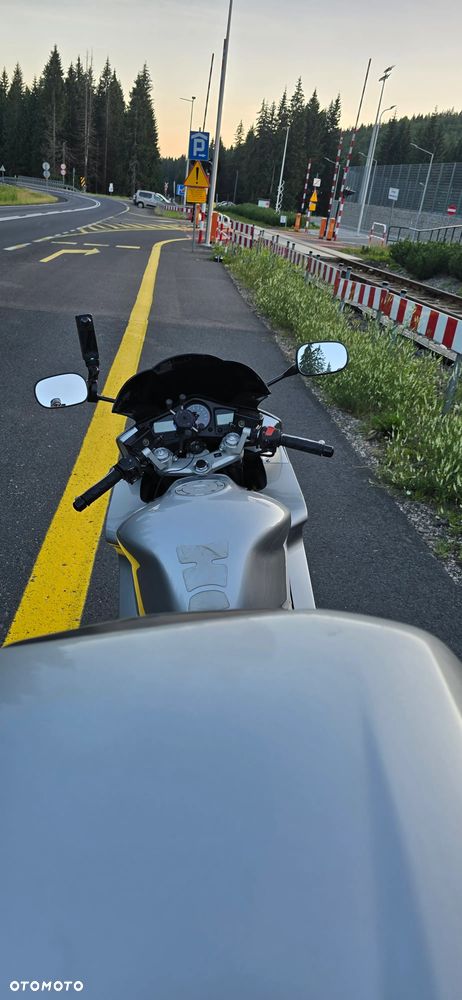 Honda VFR - 5