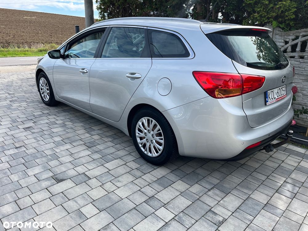 Kia Ceed 1.6 GDI Business Line - 22