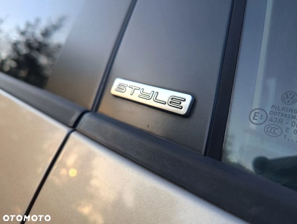 Volkswagen Touran 1.4 TSI STYLE - 12