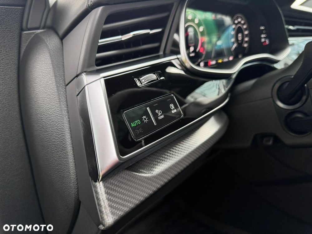 Audi RS Q8 TFSI mHEV Quattro Tiptronic - 32