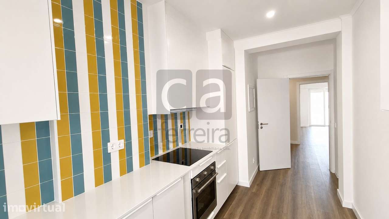 Apartamento T4 totalmente remodelado - Grande imagem: 3/24