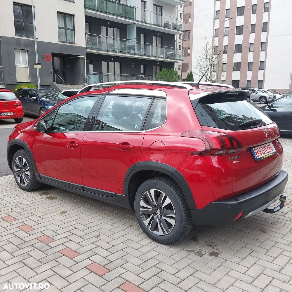 Peugeot 2008 PureTech 110 Stop&Start EAT6 Allure - 5