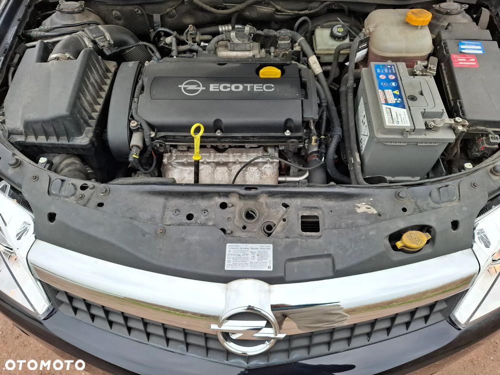 Opel Astra 1.8 Cosmo - 27