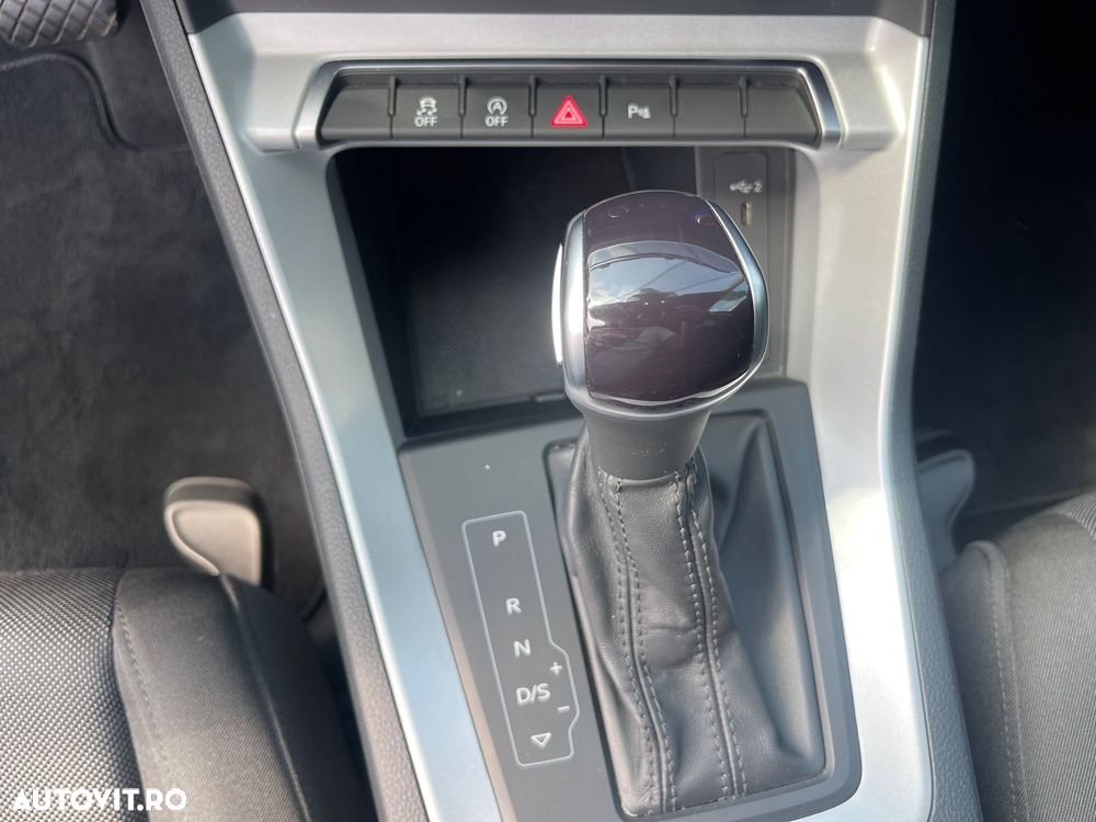 Audi Q3 2.0 40 TDI quattro S tronic Basic - 14