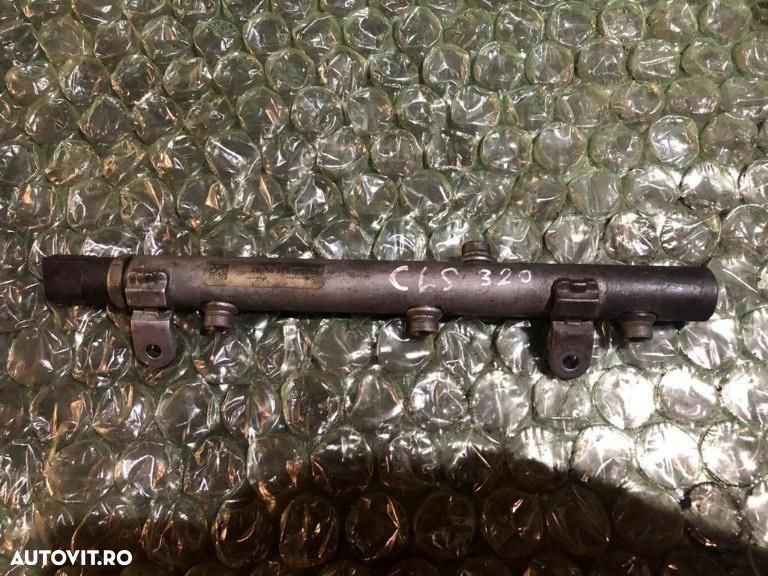 Rampa injectoare dreapta a6420700695 Mercedes-Benz CLS-Class C219 [20 - 3