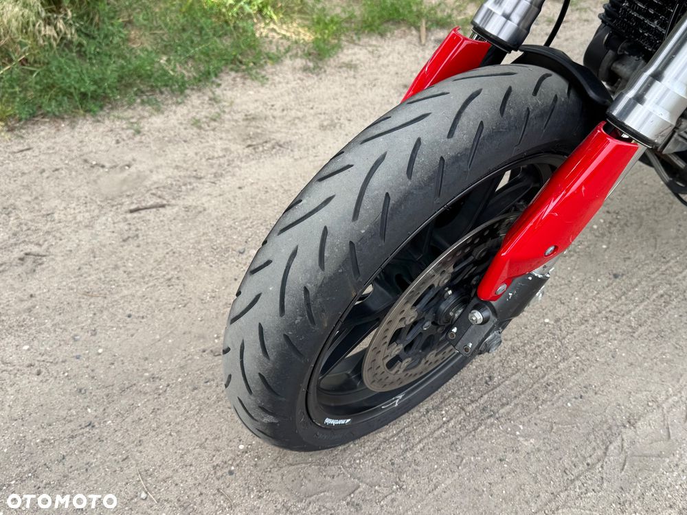 Ducati Hypermotard - 19