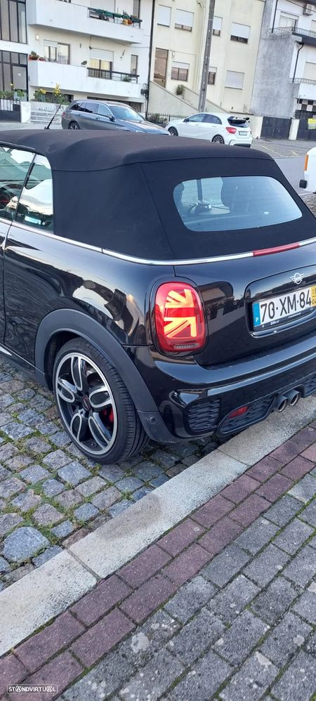 MINI Cabrio John Cooper Works Auto Desportiva - 26