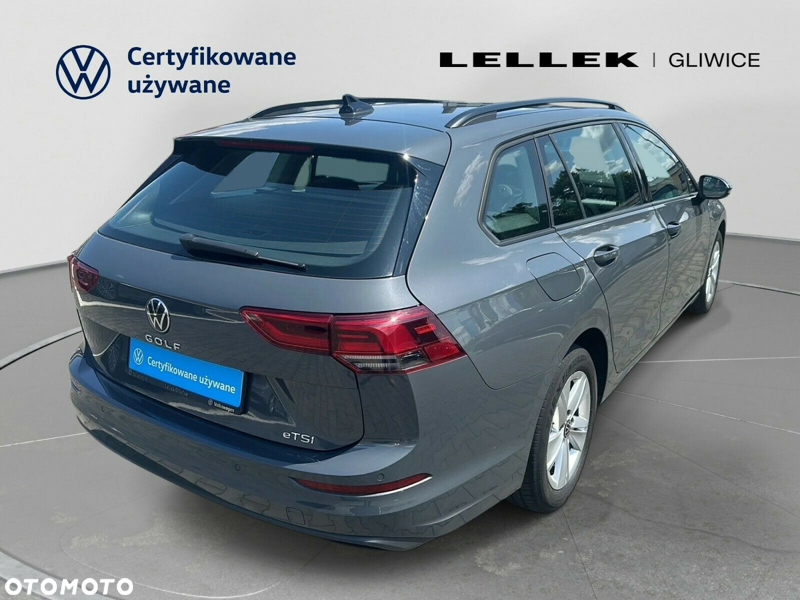 Volkswagen Golf - 4