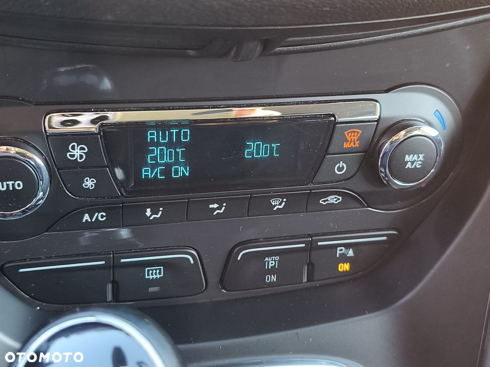 Ford Kuga 2.0 TDCi 4x4 Individual - 14