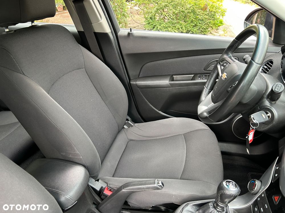 Chevrolet Cruze 1.8 LTZ - 27