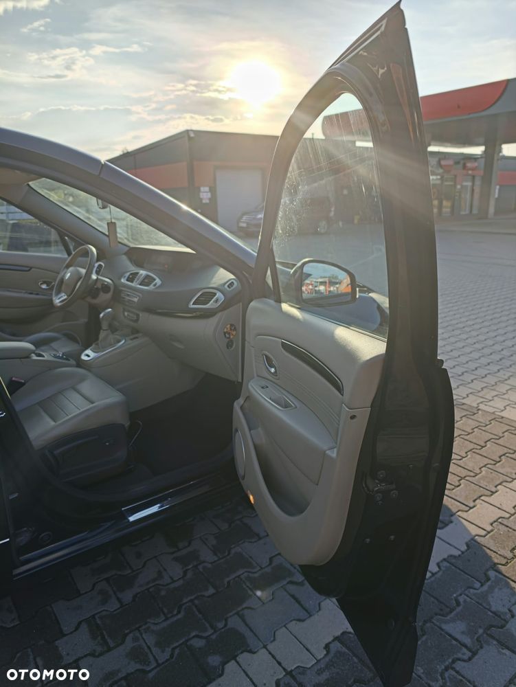 Renault Grand Scenic Gr 2.0 dCi Privilege - 8