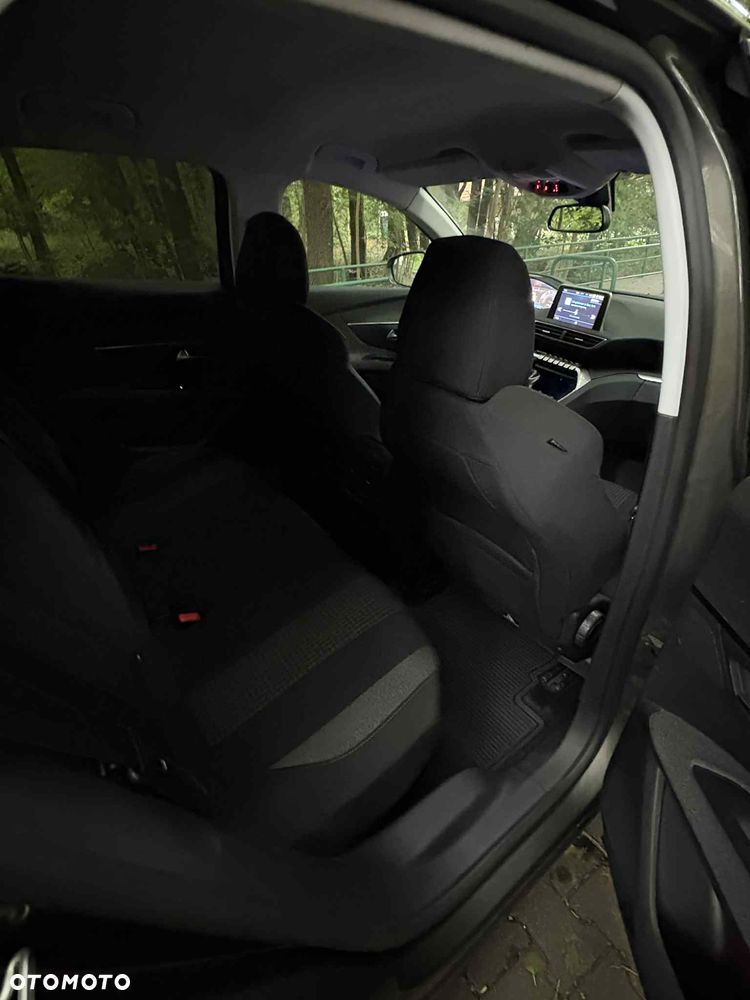 Peugeot 3008 - 15