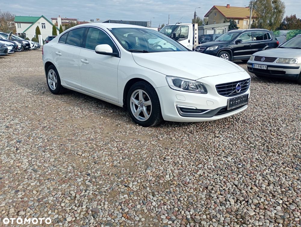 Volvo S60 D3 Drive-E Dynamic Edition (Momentum) - 12