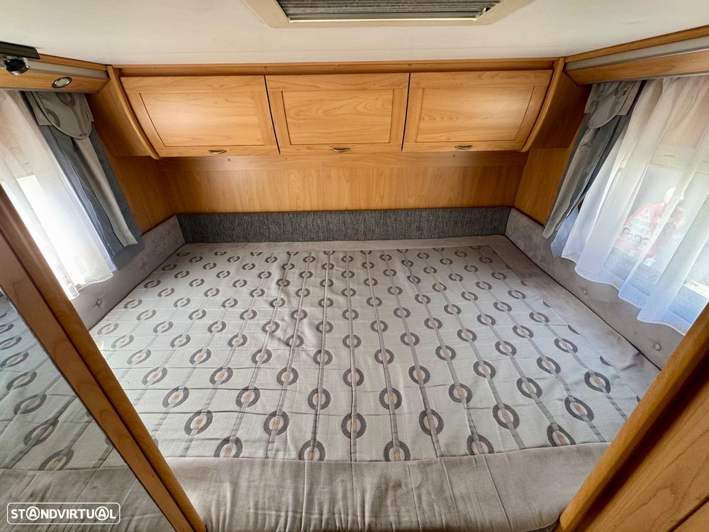 Burstner A-Modell A748-2 CAMA TRANSVERSAL - 32