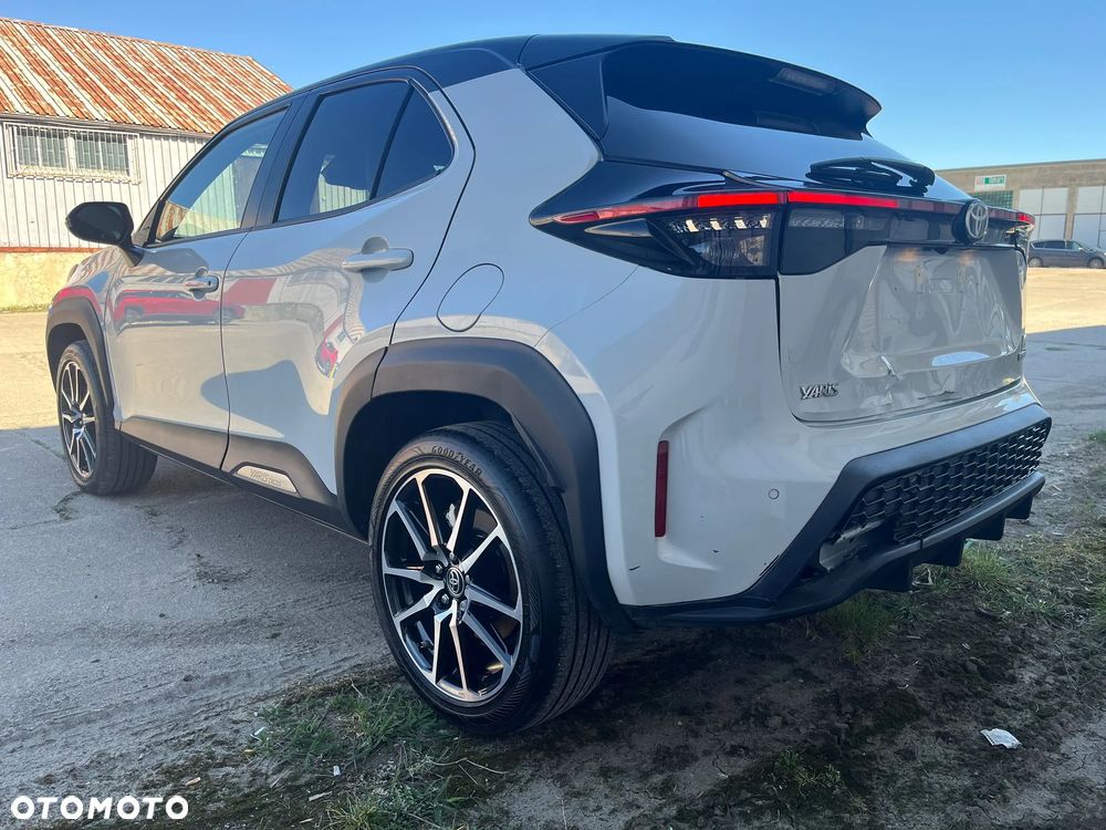 Toyota Yaris Cross 1.5 VVT-i GR Sport - 4