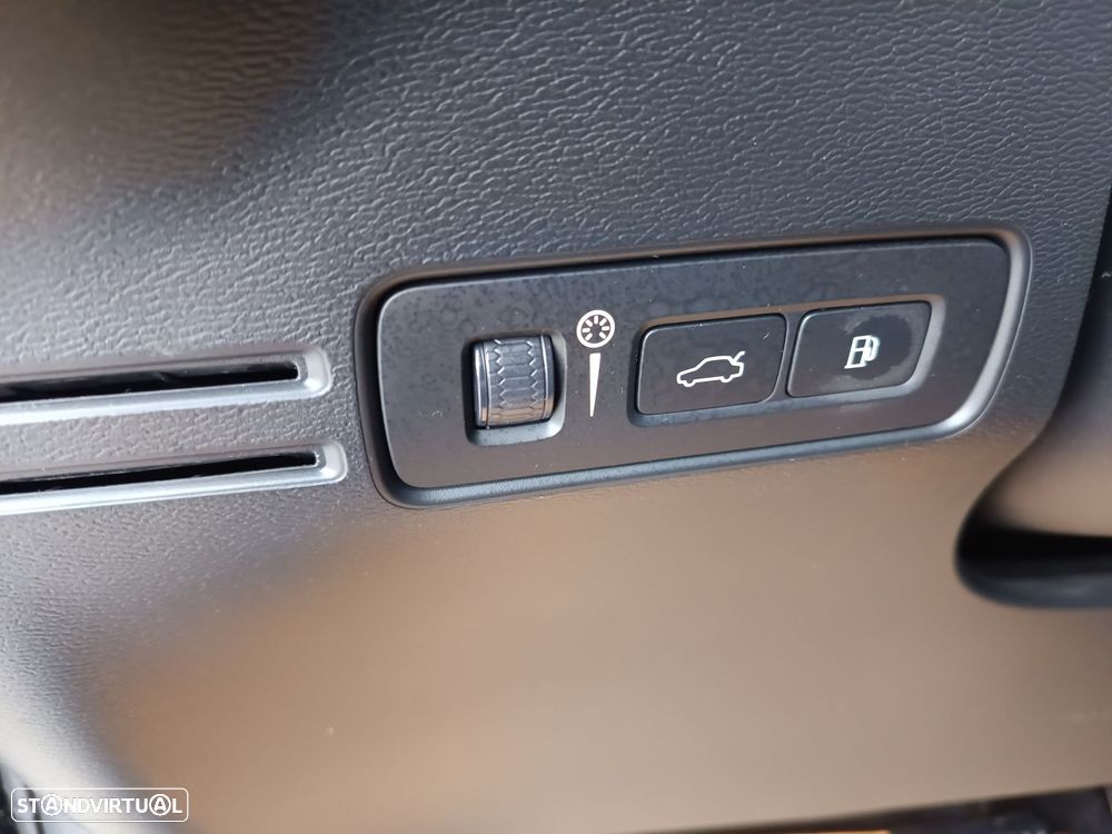 Volvo XC 40 1.5 T5 PHEV Inscription - 26