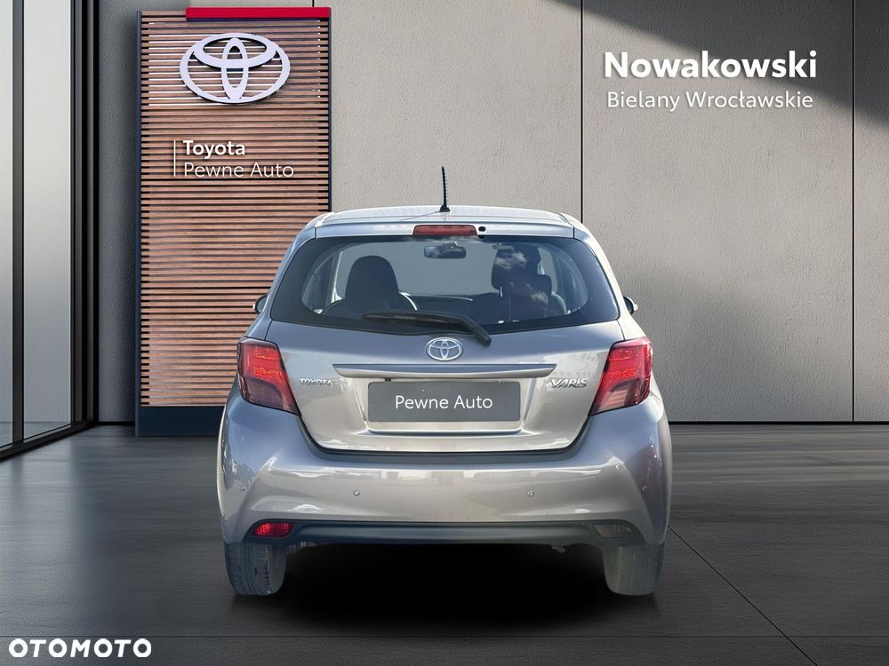 Toyota Yaris - 5