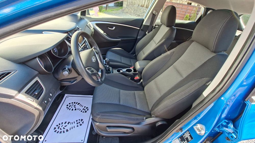 Hyundai i30 1.4 Premium - 24