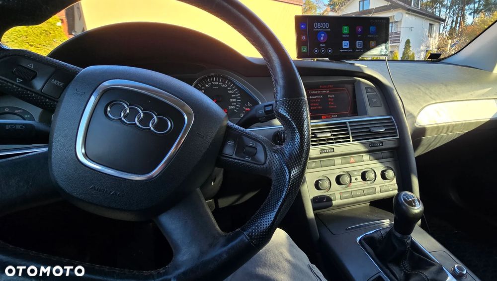 Audi A6 Limousine 2.4 - 8