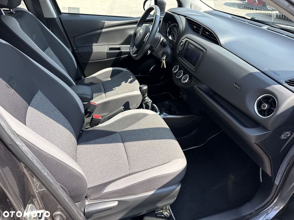 Toyota Yaris - 8