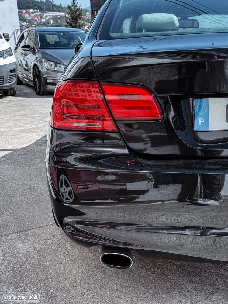 BMW 320 d Coupe - 13