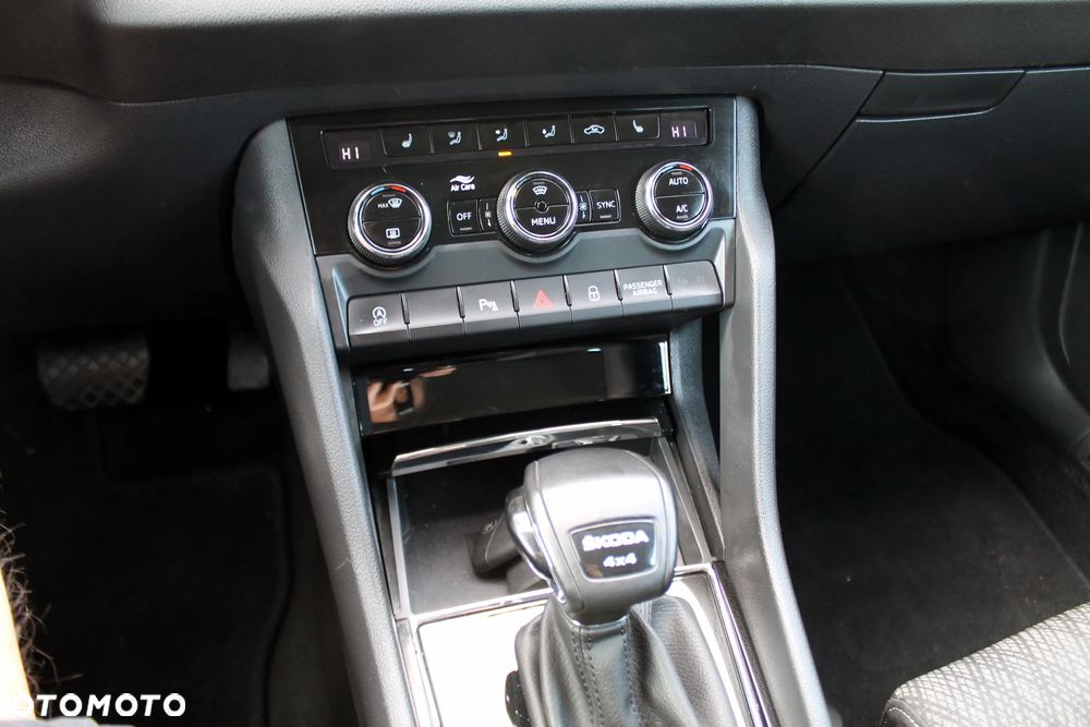 Skoda Karoq 2.0 TDI SCR 4x4 Style DSG - 21