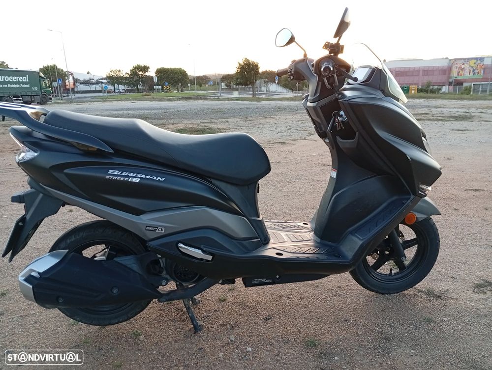 Suzuki Burgman - 1