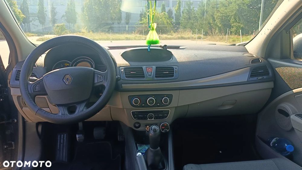 Renault Megane 1.5 dCi Generation Authentique - 10