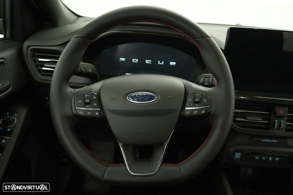 Ford Focus 1.0 EcoBoost MHEV ST-Line X - 14
