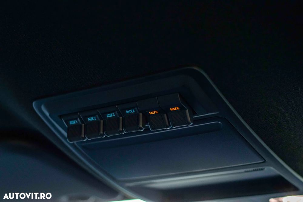 Ford Ranger Pick-Up 2.0 TD 205 CP 10AT 4x4 Double Cab Wildtrak X - 38