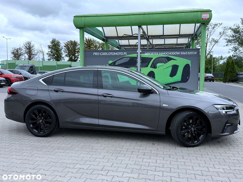 Opel Insignia - 8