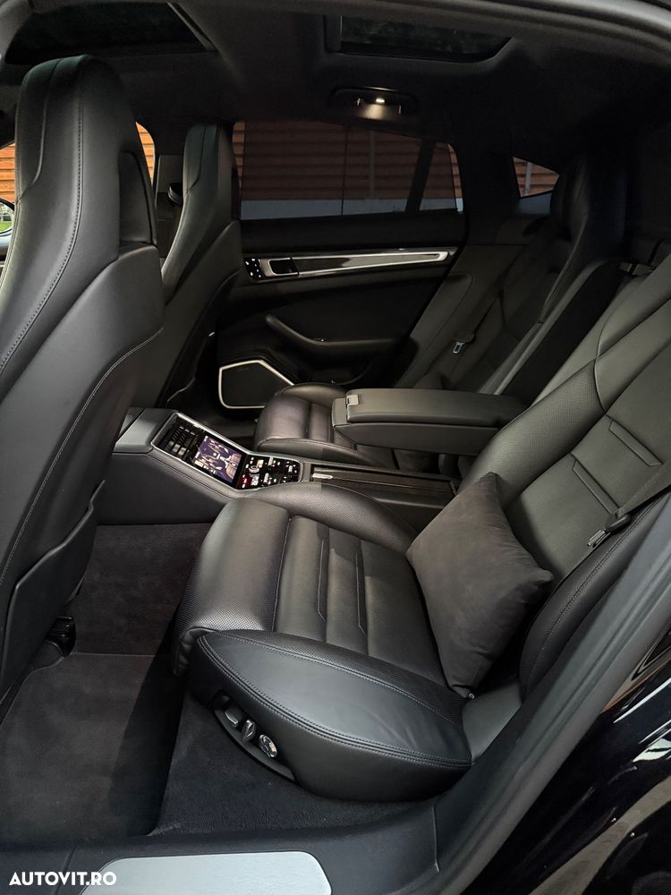Porsche Panamera 4S - 7